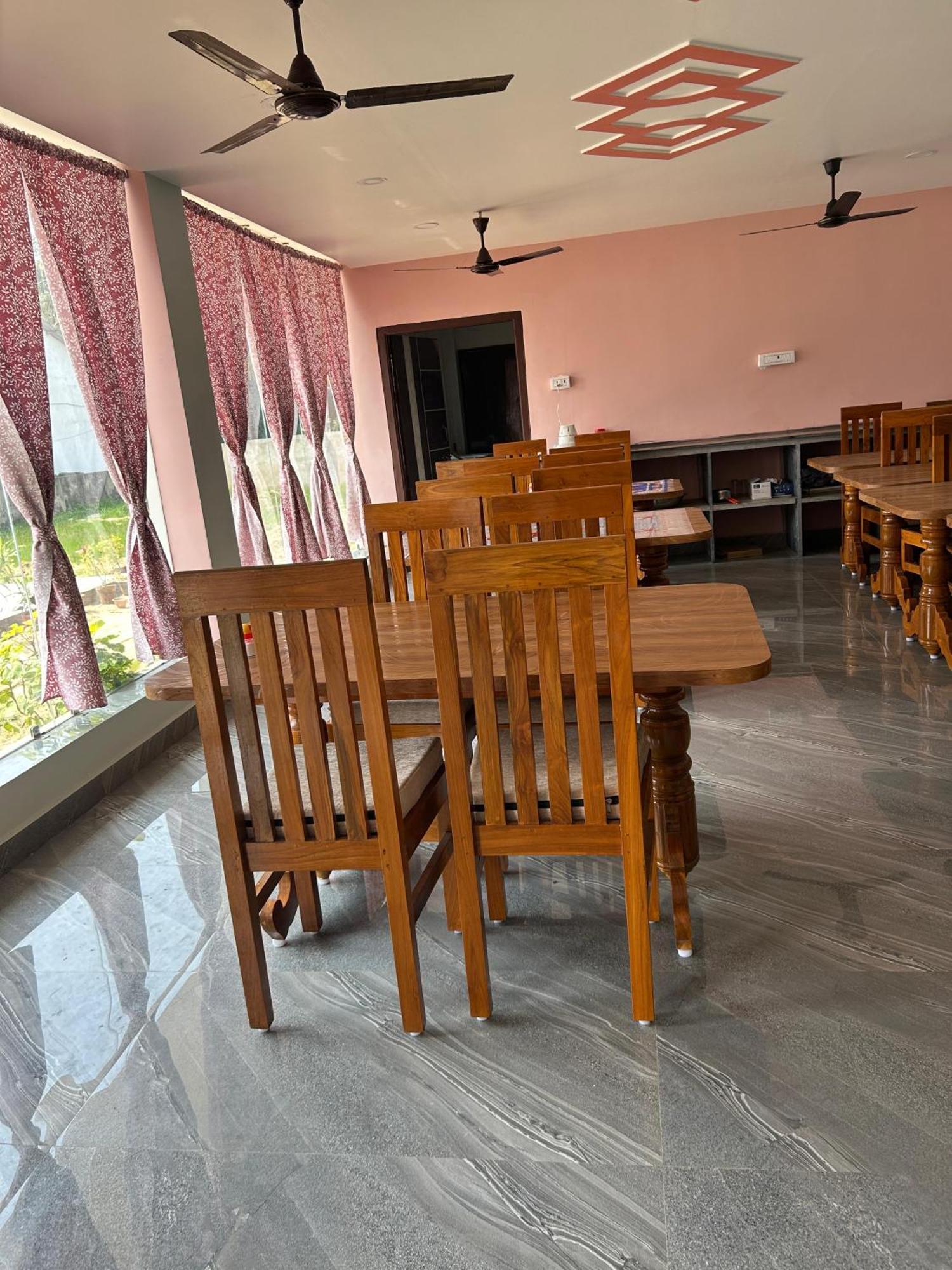 Prantik Hotel And Resorts Tajpur المظهر الخارجي الصورة