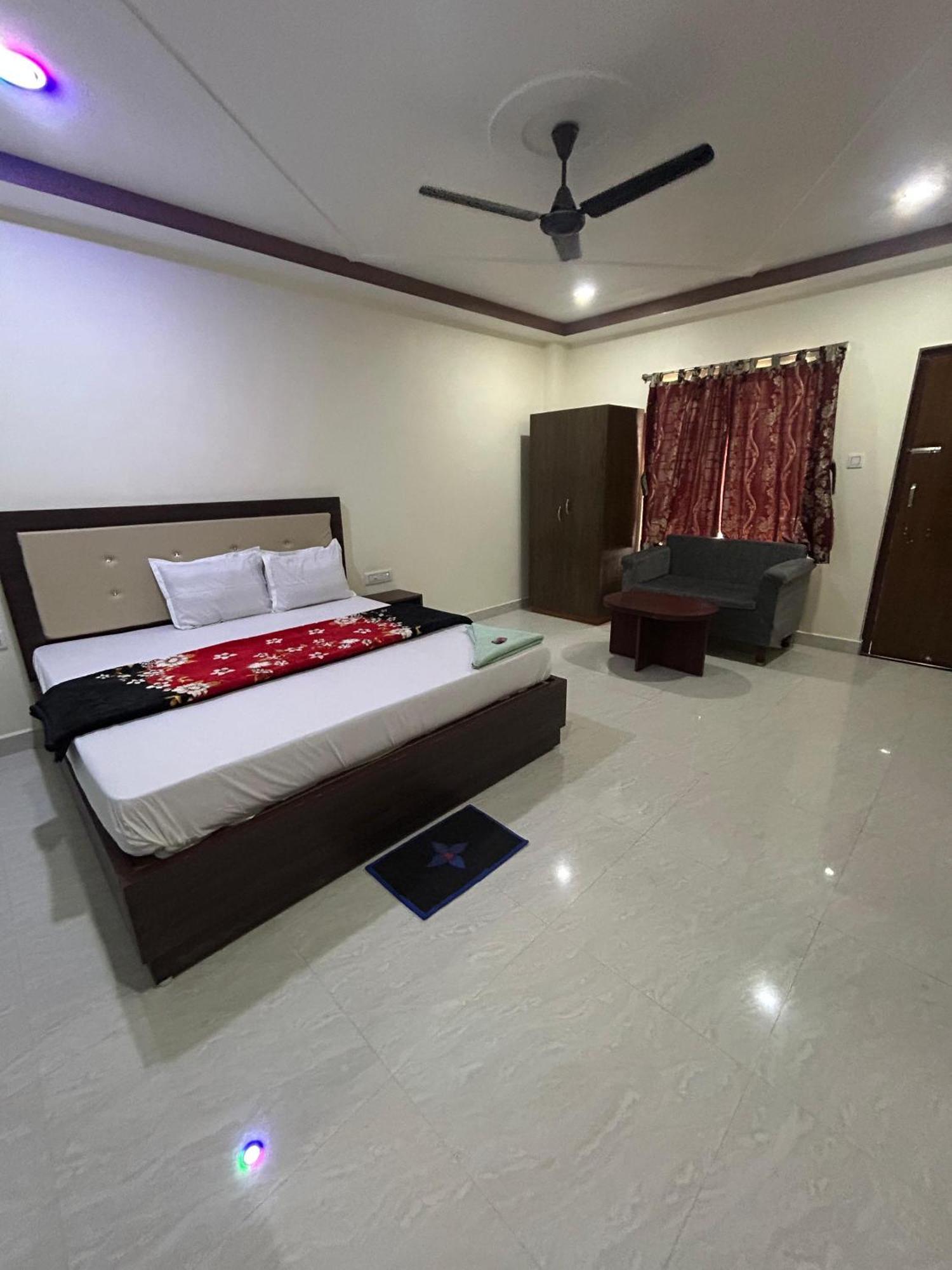 Prantik Hotel And Resorts Tajpur المظهر الخارجي الصورة