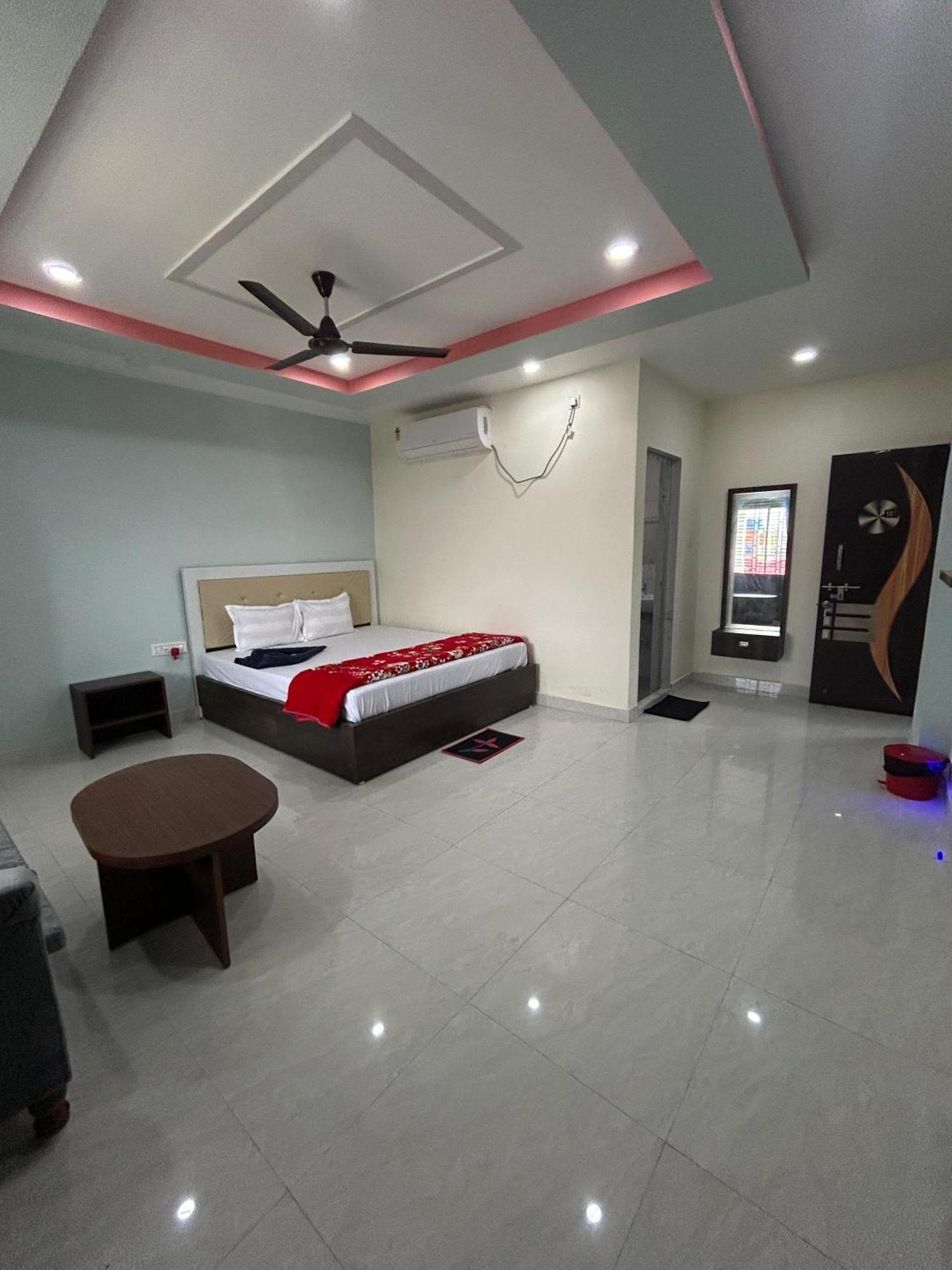 Prantik Hotel And Resorts Tajpur المظهر الخارجي الصورة